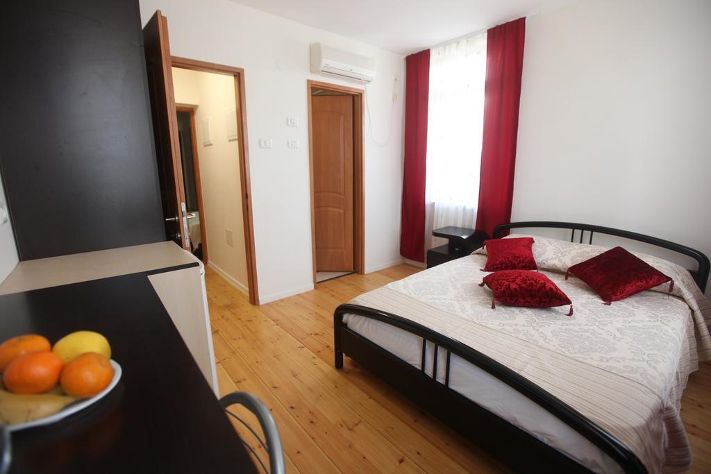 Haifa Guest House Quarto foto
